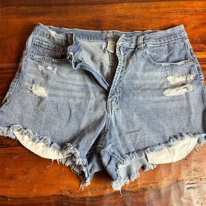 Vintage REWASH Women's Distressed‎ High-Waisted Denim Shorts Size 14
